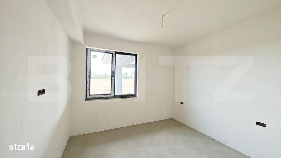 Casă cu 4 camere cu Teren 500 Mp în Sântandrei
