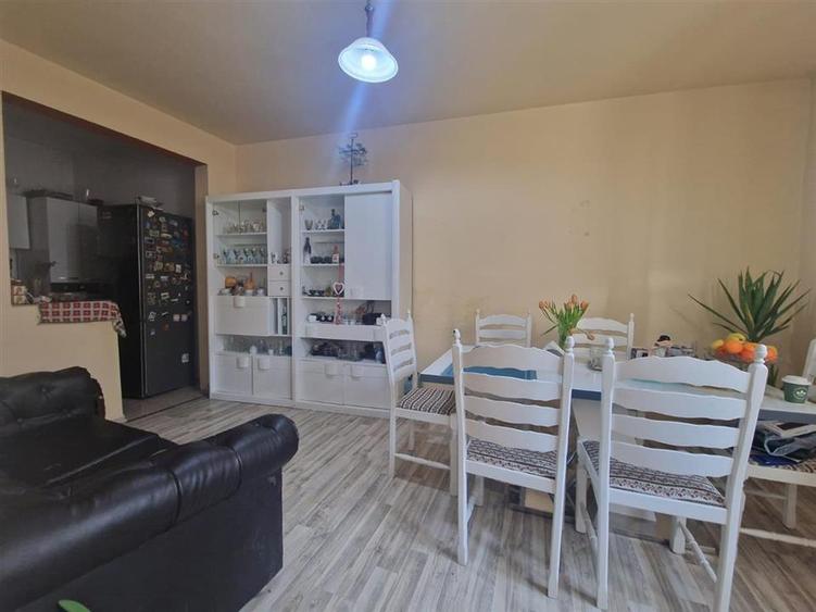 Casă cu 3 camere cu Teren 243 Mp în Central