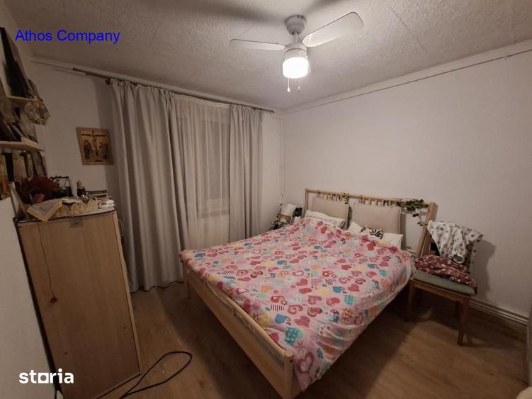 Apartament cu 4 camere semidecomandat, mobilat în Crângași