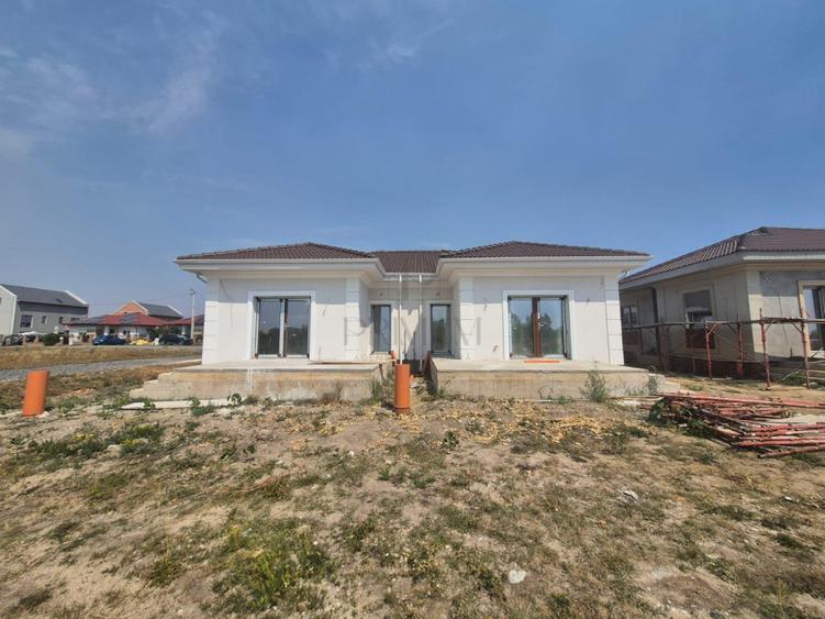 Duplex parter - 2 dormitoare - zona foarte buna - 3
