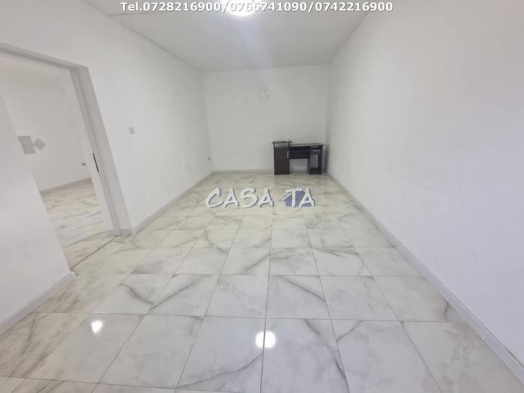 Spațiu comercial, de 60 mp, în Central