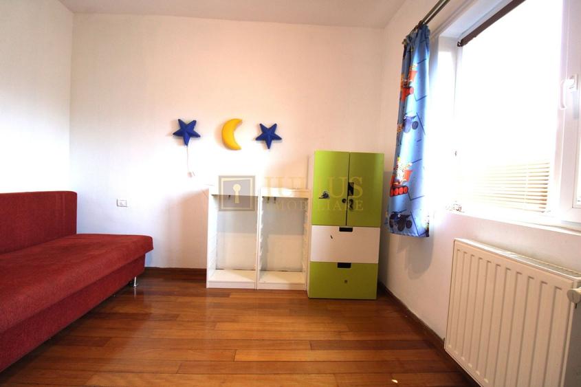 Apartament cu 3 camere decomandat, mobilat în Aradului