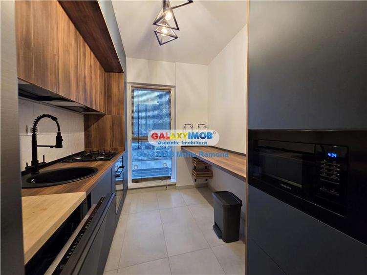 Apartament cu 3 camere decomandat, mobilat în Central