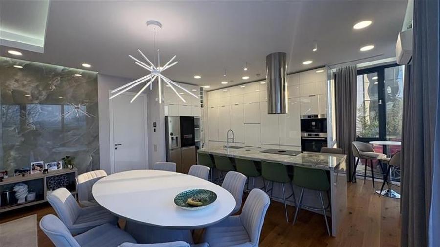 Vanzare casa individuala 5 camere finisaje de LUX in Borhanci - 3