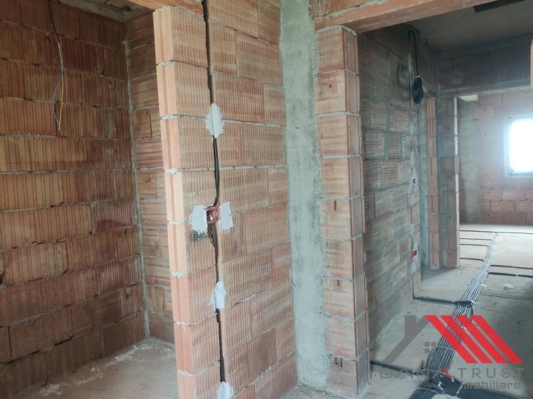 Mosnita Noua - Castel - 1/2 Duplex - 118 mp utili - 5