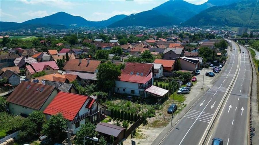 Casa cu 4 Apartamente Independente  Oportunitate Rezidentiala si Investitionala - 24