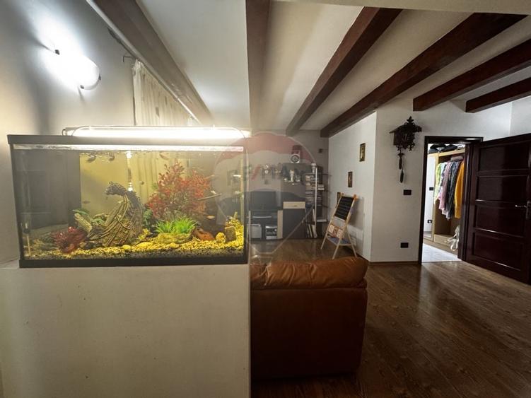 Casa +teren de vanzare in Bacau,  pozitie excelenta la E85 - 2