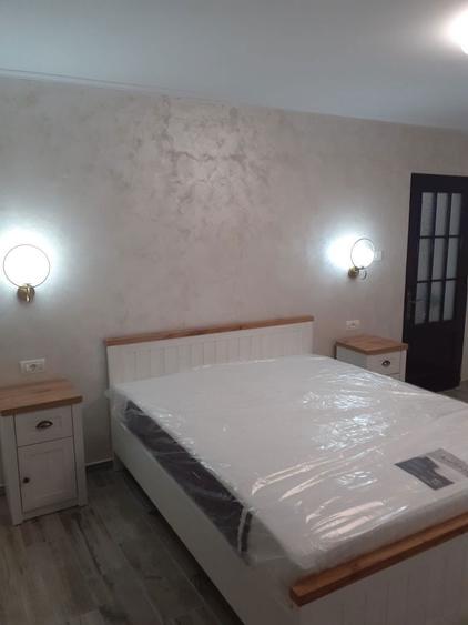 Inchiriez garsoniera - 2