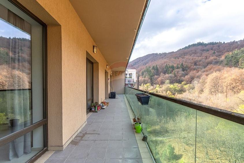 Apartament cu 4 camere de inchiriat Tampa Gardens Racadau etaj 10/12 - 1