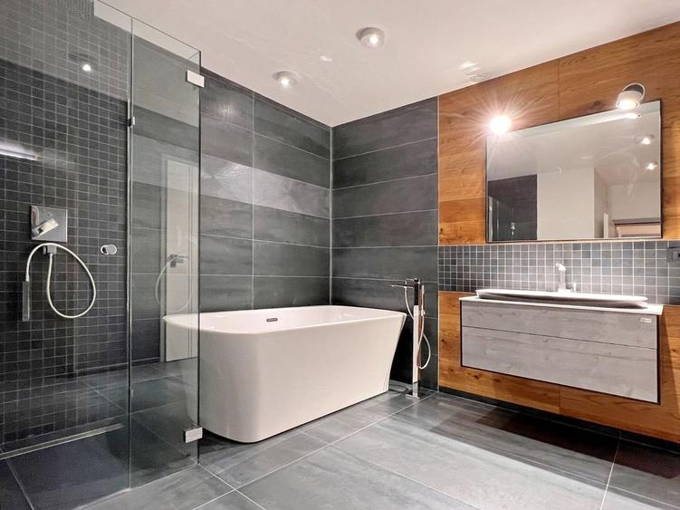 Apartament 3 Camere, Mobilat si Utilat Complet, Vedere Panoramica - 10