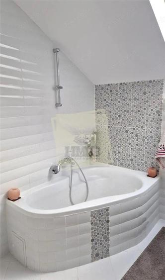 Casa cu 4 camere 2 bai si 396 mp teren in zona Calea Cisnadiei - 1