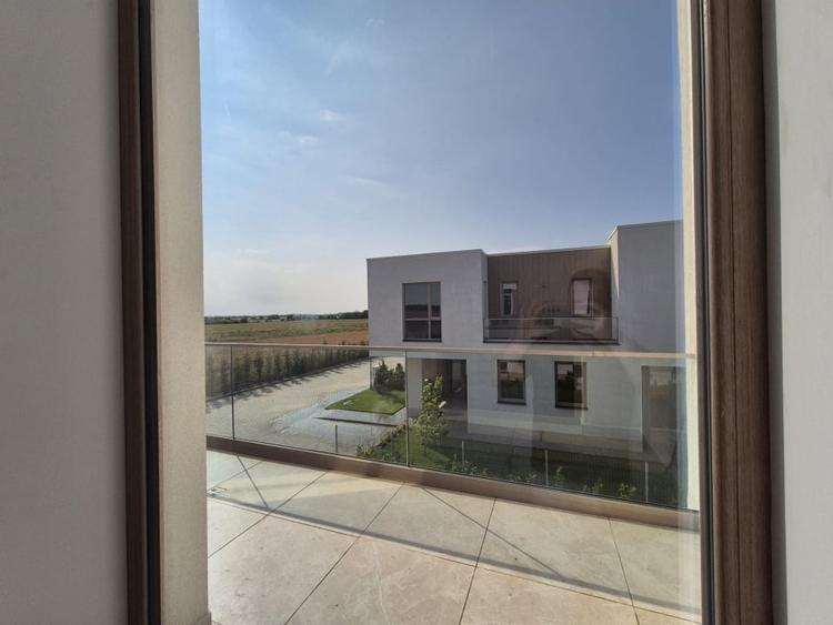 Vila de inchiriat Corbeanca - 1