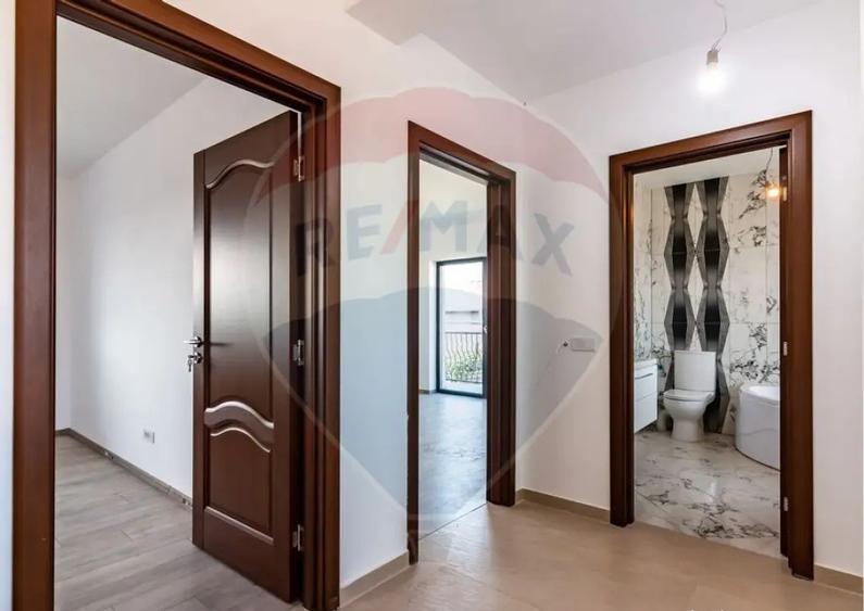 Vanzare Casa 4 camere, stil mediteranean,Domnesti - 8