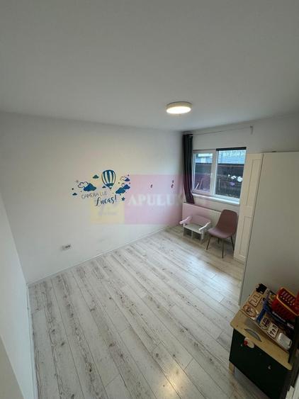 Casa 3 camere + dependinte, curte 380, Sabareni - 9