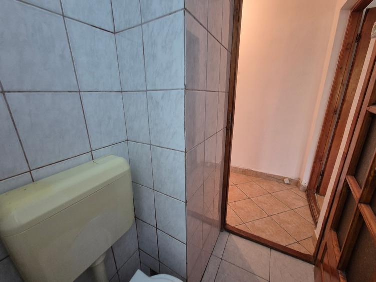 Pe frumoasa strada Harnicieila etajul 1, in bloc izolat termic - 7