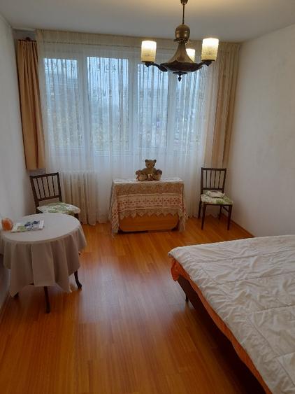 Apartament 3 camere decomandat - 2