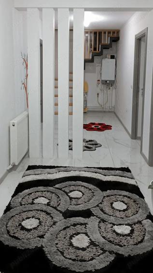 Vand casa in comuna Padureni - 1