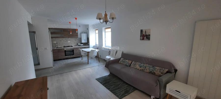 Proprietar, inchiriez apartament 2 camere decomandat, Complex Top City, cartierul Tractorul. Proprietar, inchiriez apartament 2 camere decomandat, Complex Top City, cartierul Tractorul.