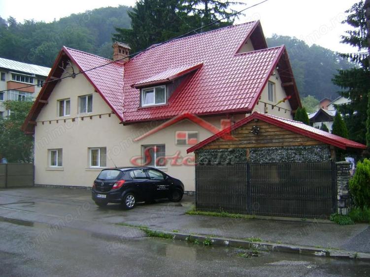 Pensiune de vanzare P+E Busteni - central - 1