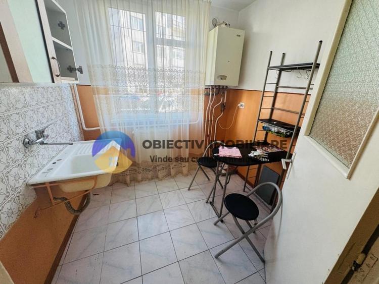 Apartament 1 camera– Centru,str.Ana Ipatescu,– 38 mp - 4