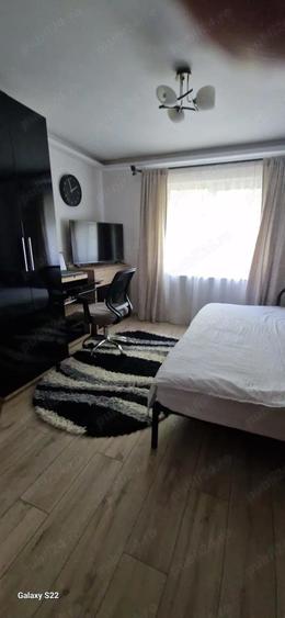 Particular vand apartament 3 camere zona centrala Bragadiru - 4