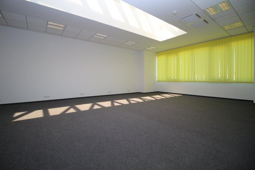 Cladire de birouri, spațiu open de 72 mp - 7