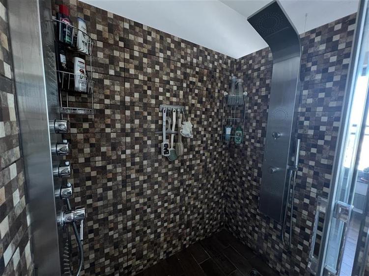 Oferta inchiriere penthouse zona Armeneasca / Strada Toamnei - 29