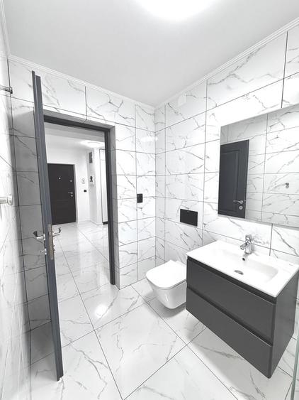 Apartament cu 3 camere în Petru Rareș