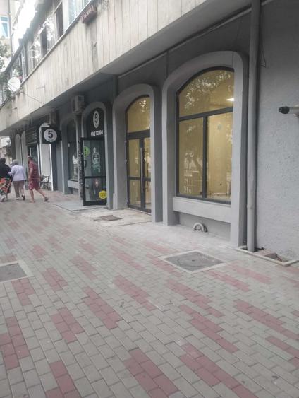 Spațiu comercial, în Central