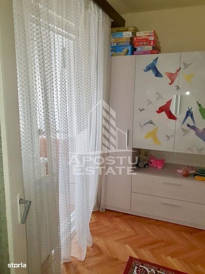 Apartament cu 2 camere nedecomandat în Girocului