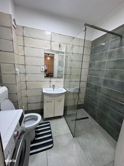 Apartament cu 2 camere în Apărătorii Patriei