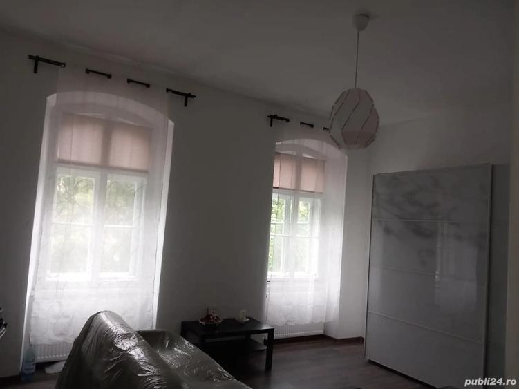 Apartament et 1 la casa zona centrala - 1