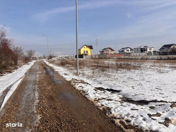 Teren intravilan, 447 mp, zona Priseaca - 10