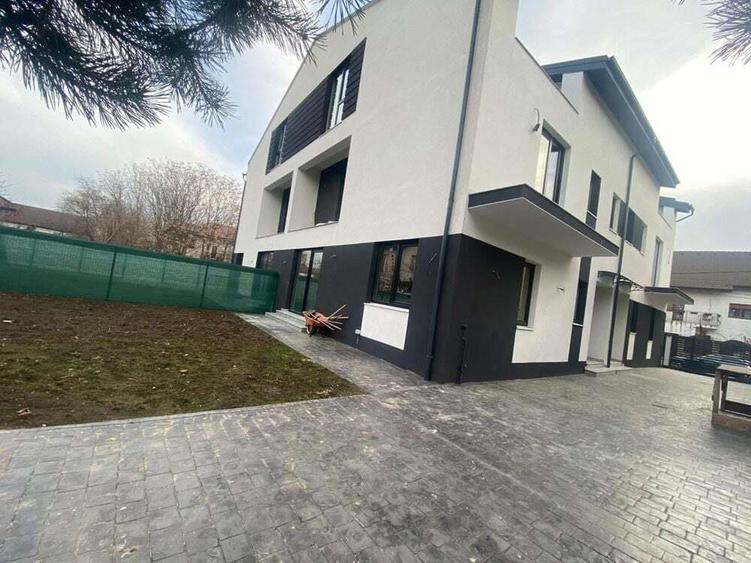 Vila duplex Militari zona Pacii comision 0 % - 20