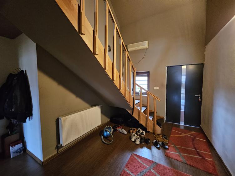 Două case individuale, P+M, construcții 2002/2007, în Giroc, comision 0% - 6