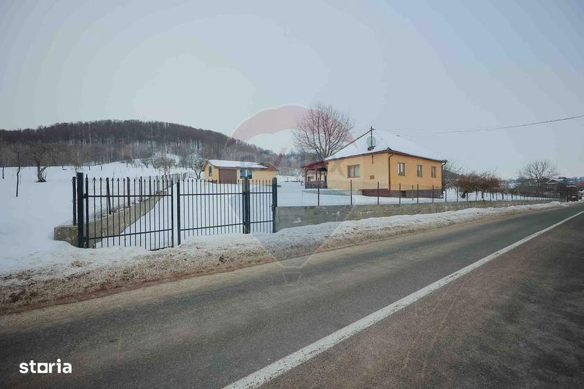 Casa cu 4 camere din caramida, de vanzare in zona Bratca-Damis - 15