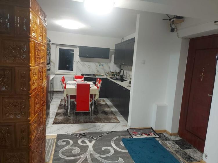 Vand apartament 4 camere. - 3