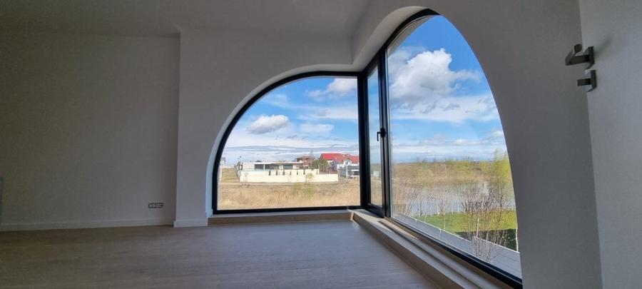 Vila Lux cu vedere la LAGUNA ALBASTRA - 39