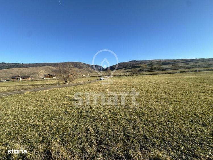 Teren intravilan cu priveliste spectaculoasa Petresti de Jos Cluj - 3