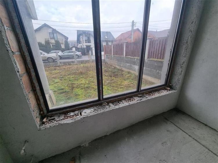 de vanzare casa la standarde ridicate 4 camere, 3 bai, garaj incorporat , 5 arii - 4