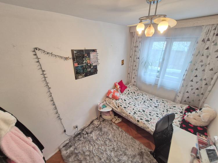 3 Cam-Spitalul Judetean-5 Min Centru-Parter-53MP--Mobilat-Centrala--75.000 Euro - 9