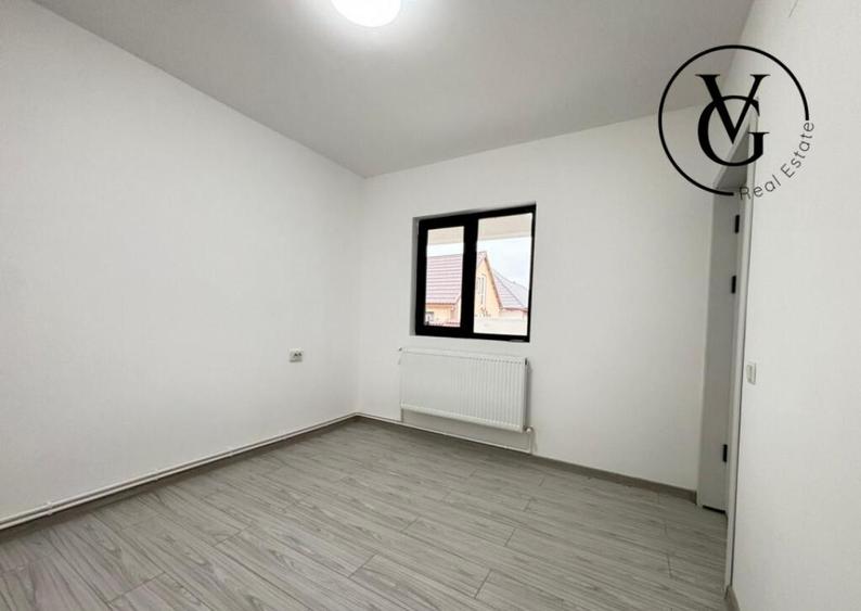 Casa la sol | 4 camere | Navodari - 1