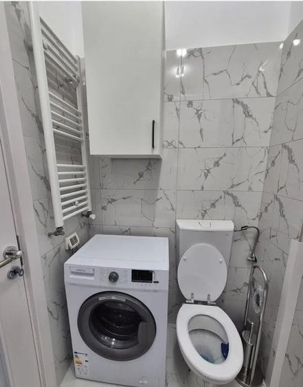 GARSONIERA DE LUX DECOMANDATA BLOC 2025 WEINER PALADA - 4