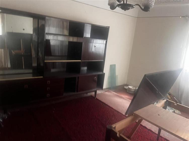 Oportunitate unica  Casa + 2.300 /? teren, deschidere DN1 - 5