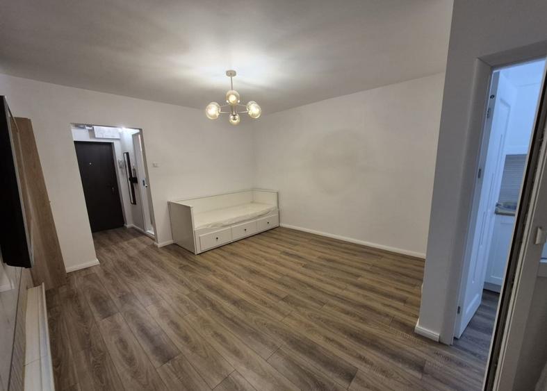 Garsoniera de vanzare, renovata, metrou, Lujerului - 5