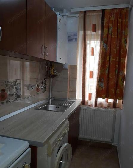 1 camera in zona Bucovina - 3