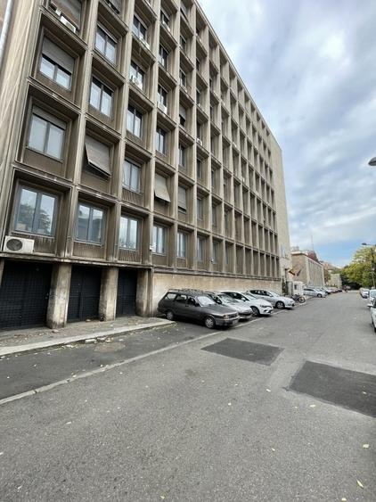 Apartament 3 camere duplex, etaj 3 si 4, bloc mic, nou, semimobilat, zona Radio - 21