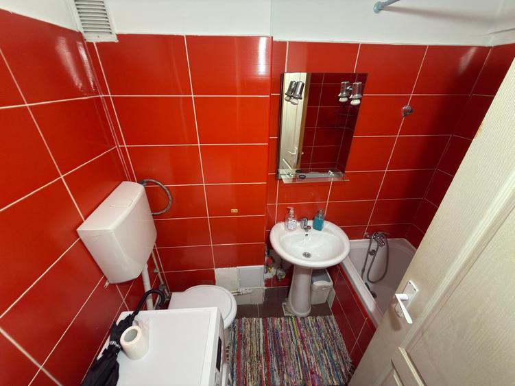 Garsoniera langa  metrou N Grigorescu, bd. Camil Ressu, nr. 33 - 6