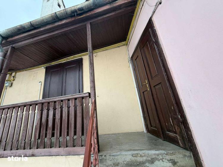 Apartament cu 4 camere decomandat în Central