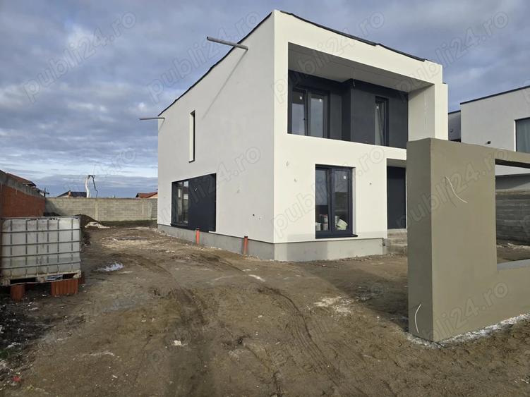 Casa de vanzare in Sanmartin - 5